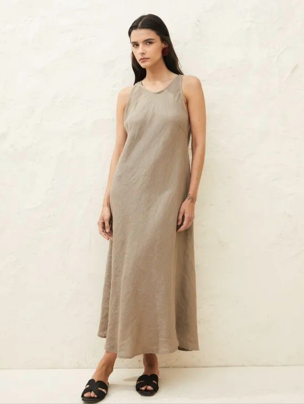 Lavinia Temple 100% Linen Sleeveless Taupe Maxi Dress